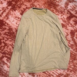 Lululemon long sleeve shirt